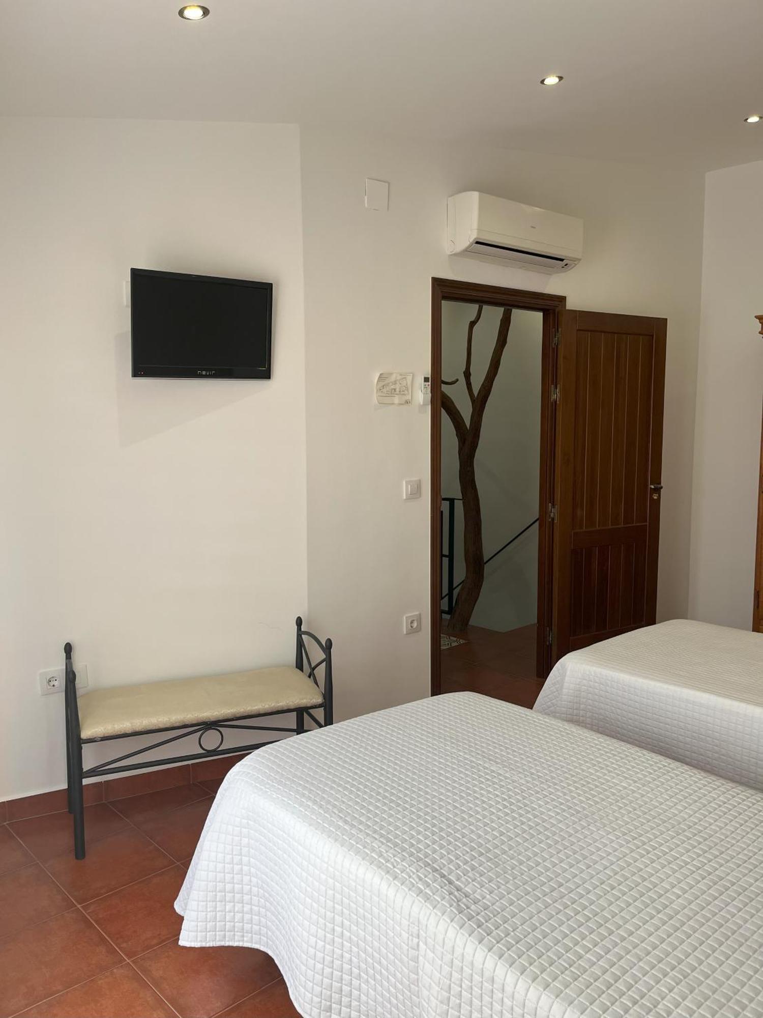Casa Rural Las Pelliquerinas Almoharin Dış mekan fotoğraf